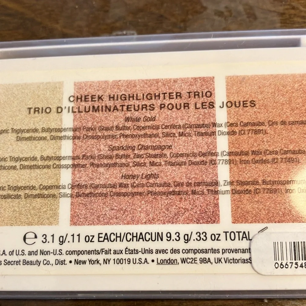 Victoria’s Secret rare & htf Glow makeup bundle NWT - Picture 4 of 14